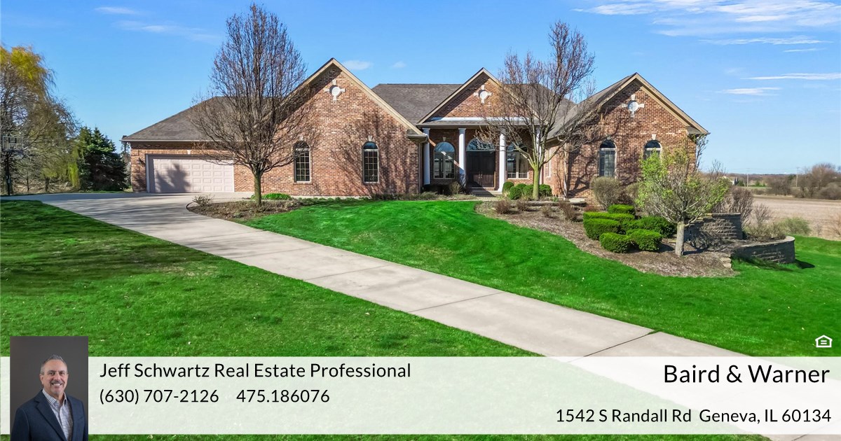 40W536 Greenview Ln, Elgin, IL 60124